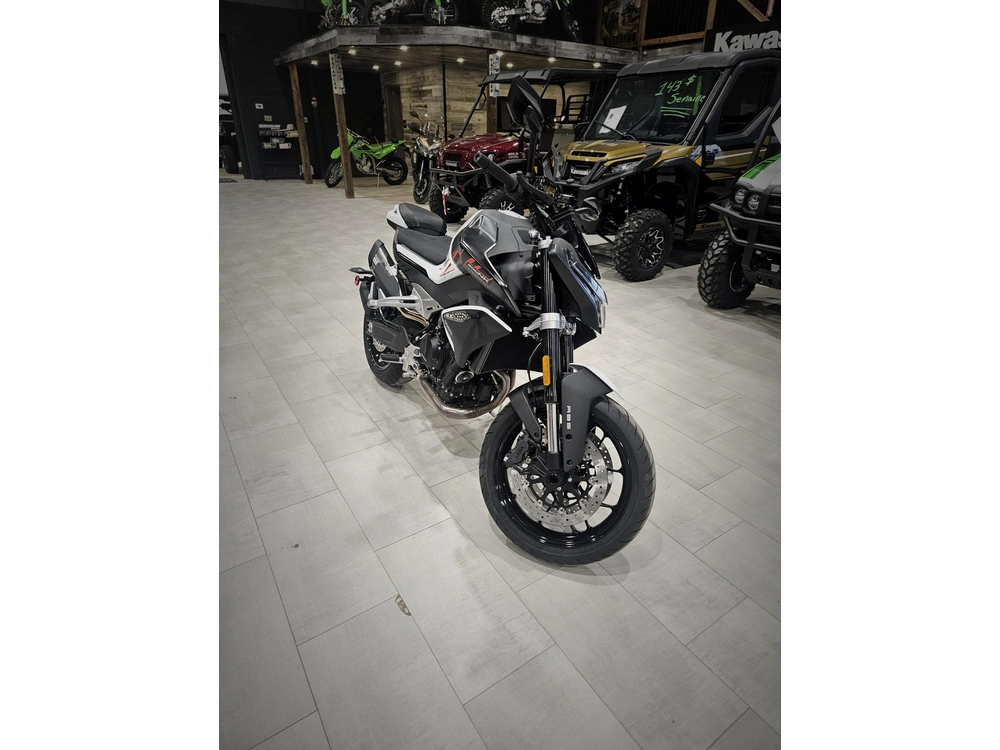 Cfmoto 800nk 2025 alt