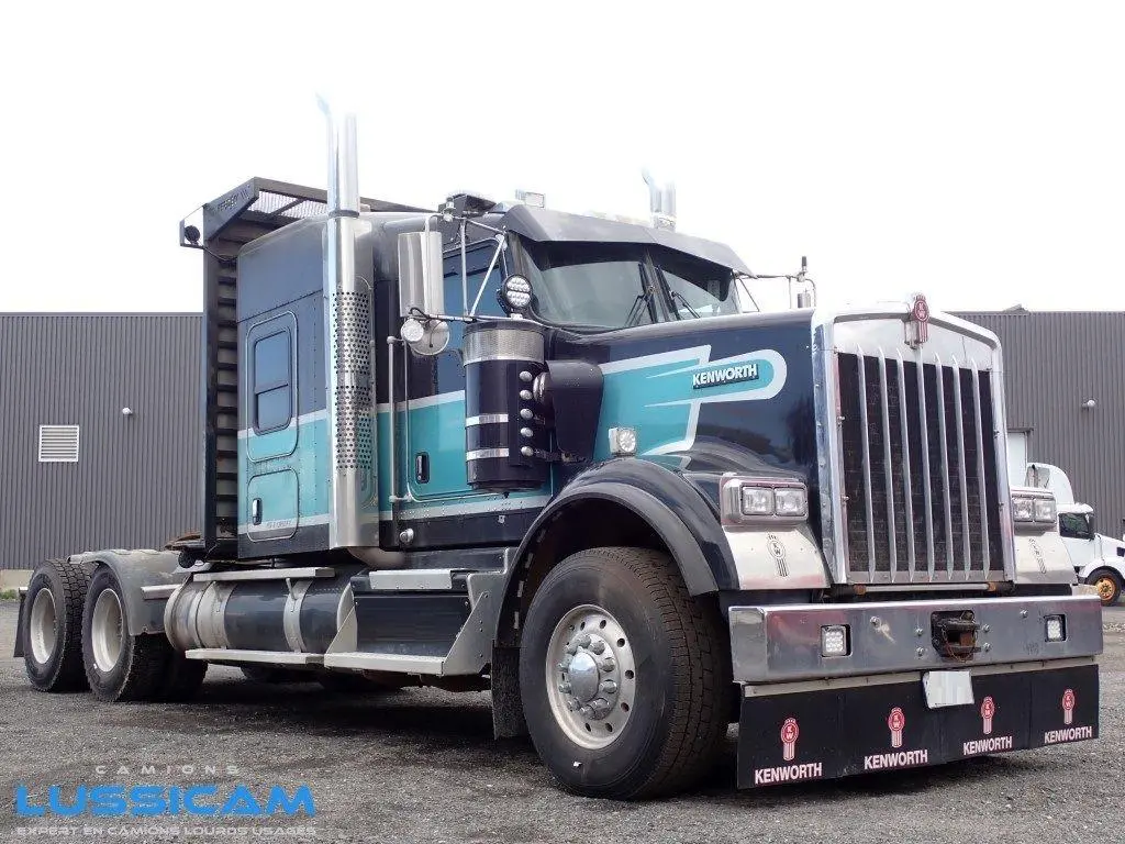 2021 Kenworth W900