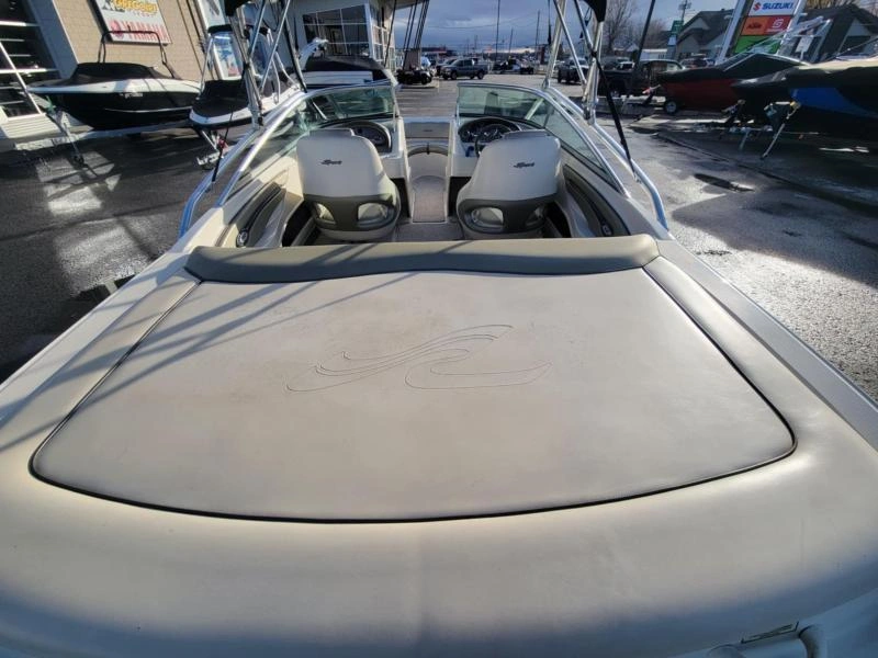 2005 Sea Ray 205br alt
