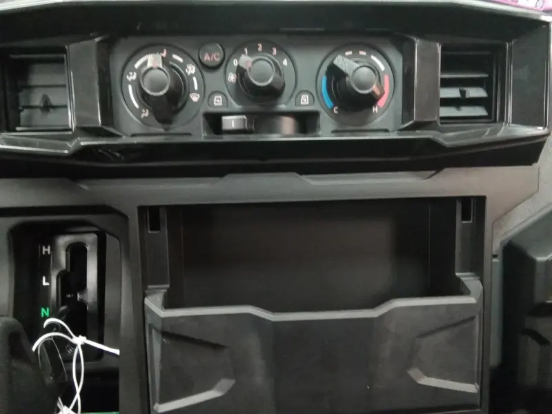 2025 Kawasaki RIDGE CREW HVAC thumbnail 8