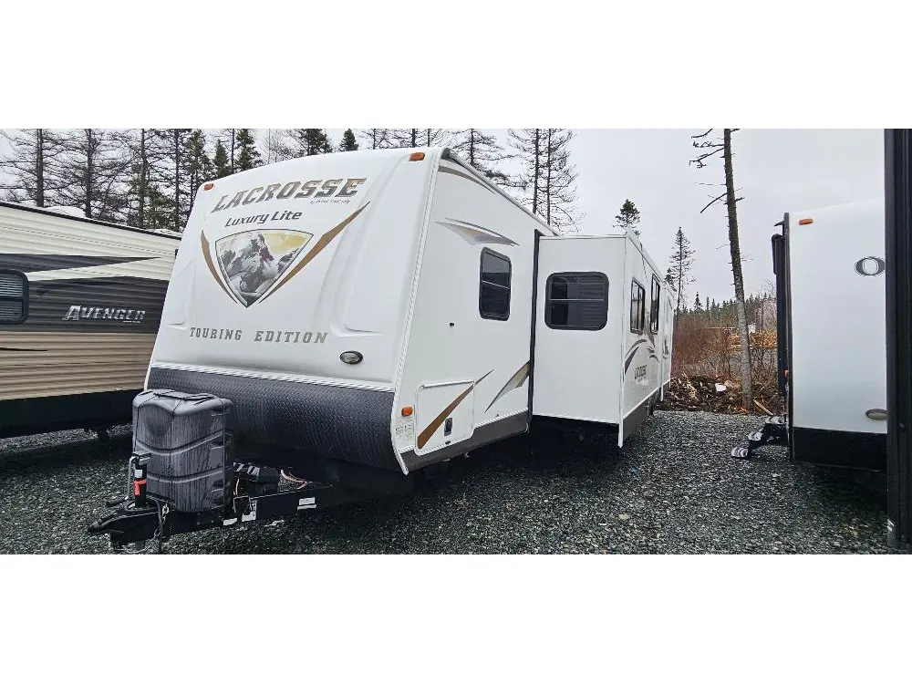 2014 Forest River LACROSSE 318BH