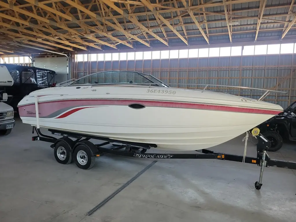 2000 Chaparral SSI 235