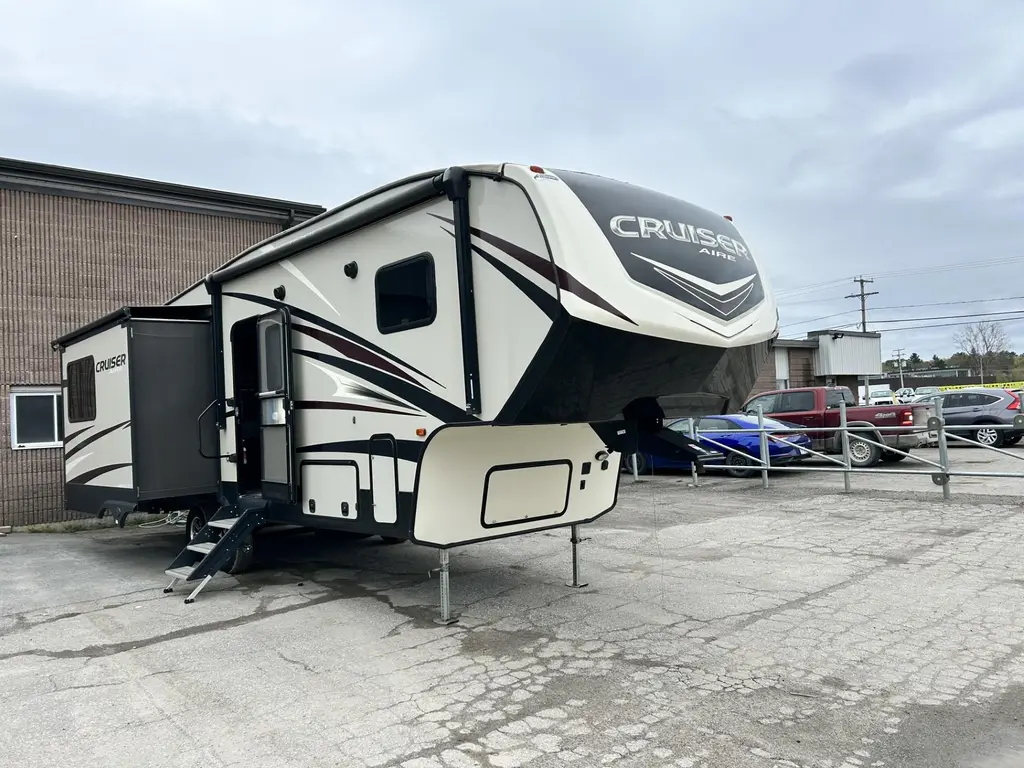 2018 Crossroads RV CRUISER (FW) - 28RL