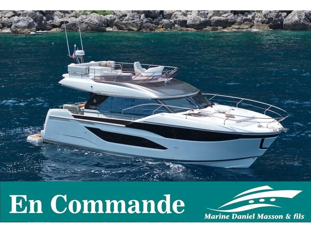 Prestige Yachts F4 2025