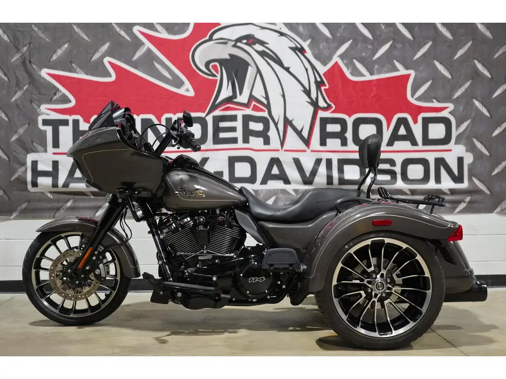 2023 Harley-Davidson FLTRT Road Glide 3