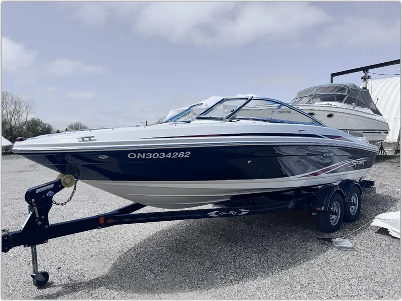 2011 Sea Ray 205 Sport