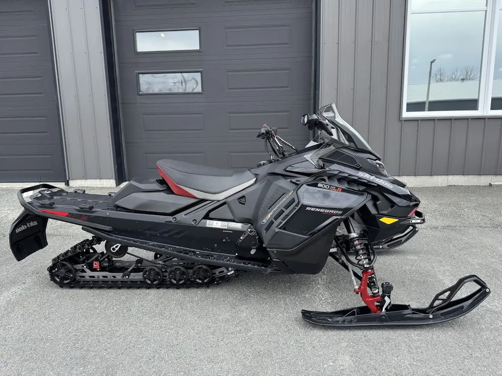 Ski-Doo Renegade Enduro 900 Turbo R 2025