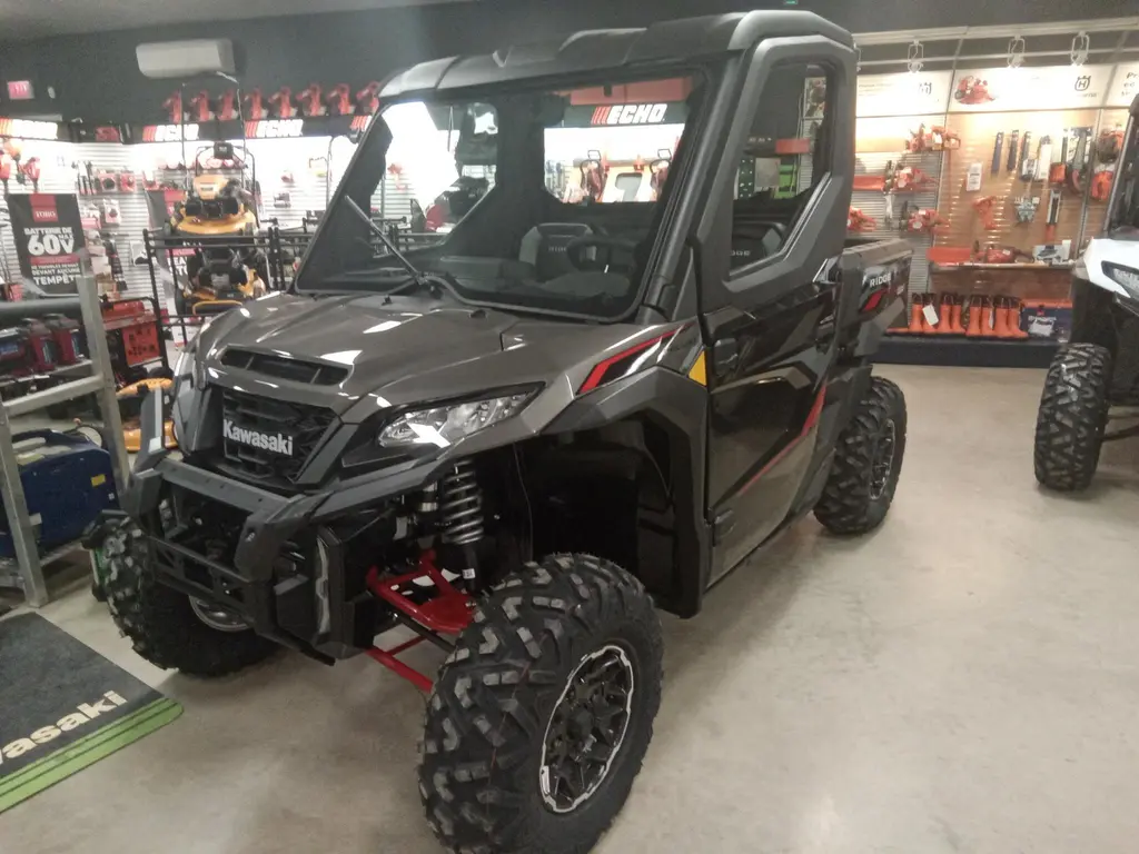 2025 Kawasaki RIDGE XR HVAC DELUXE