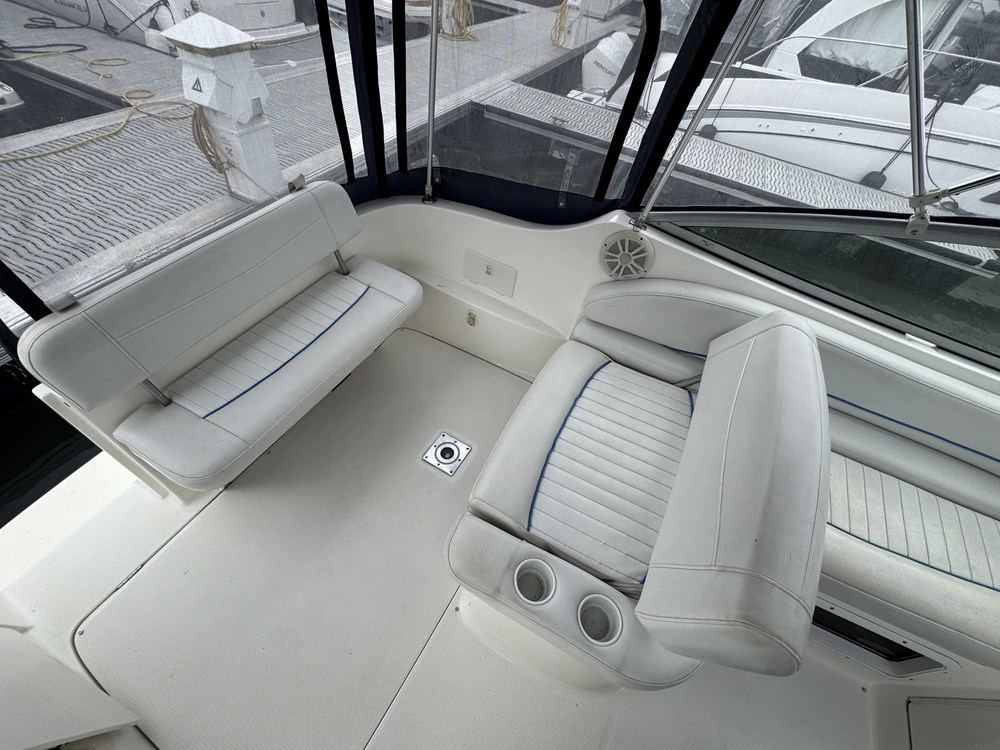 2006 Bayliner 245 alt
