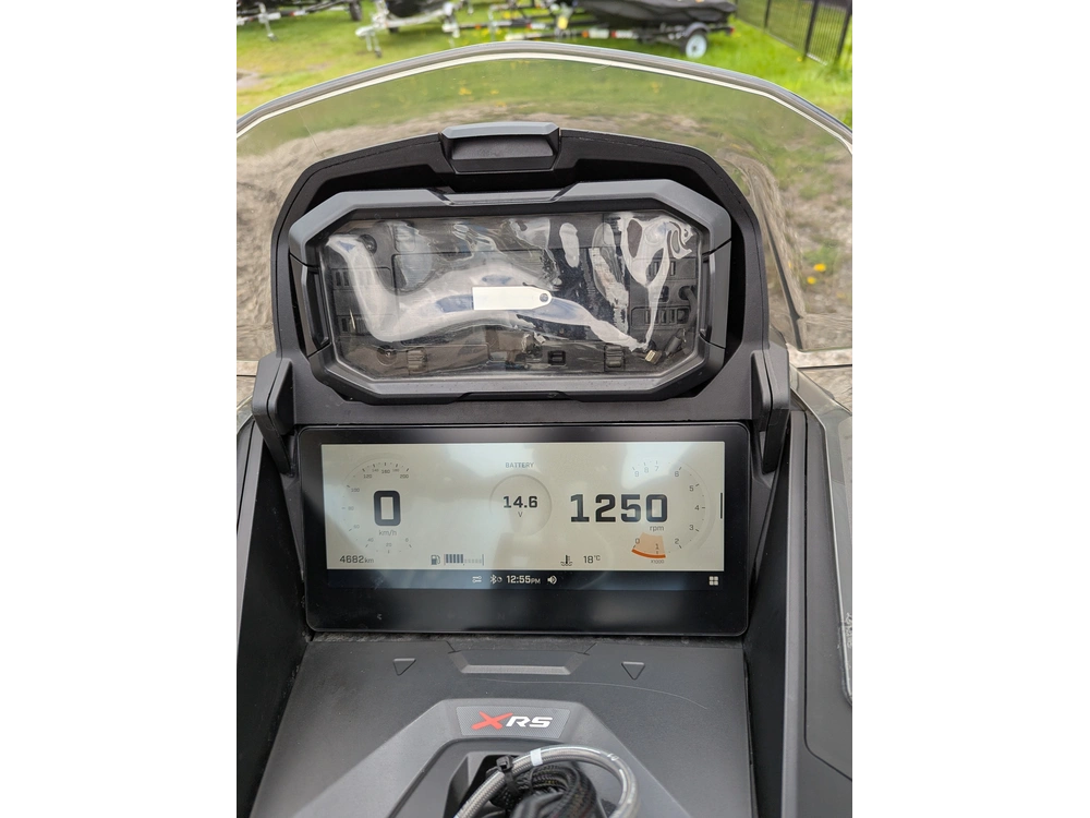 2025 Ski-doo 2025 Mxz Xrs 850 137 alt