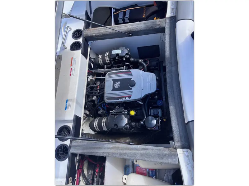 2011 Sea Ray 205 Sport