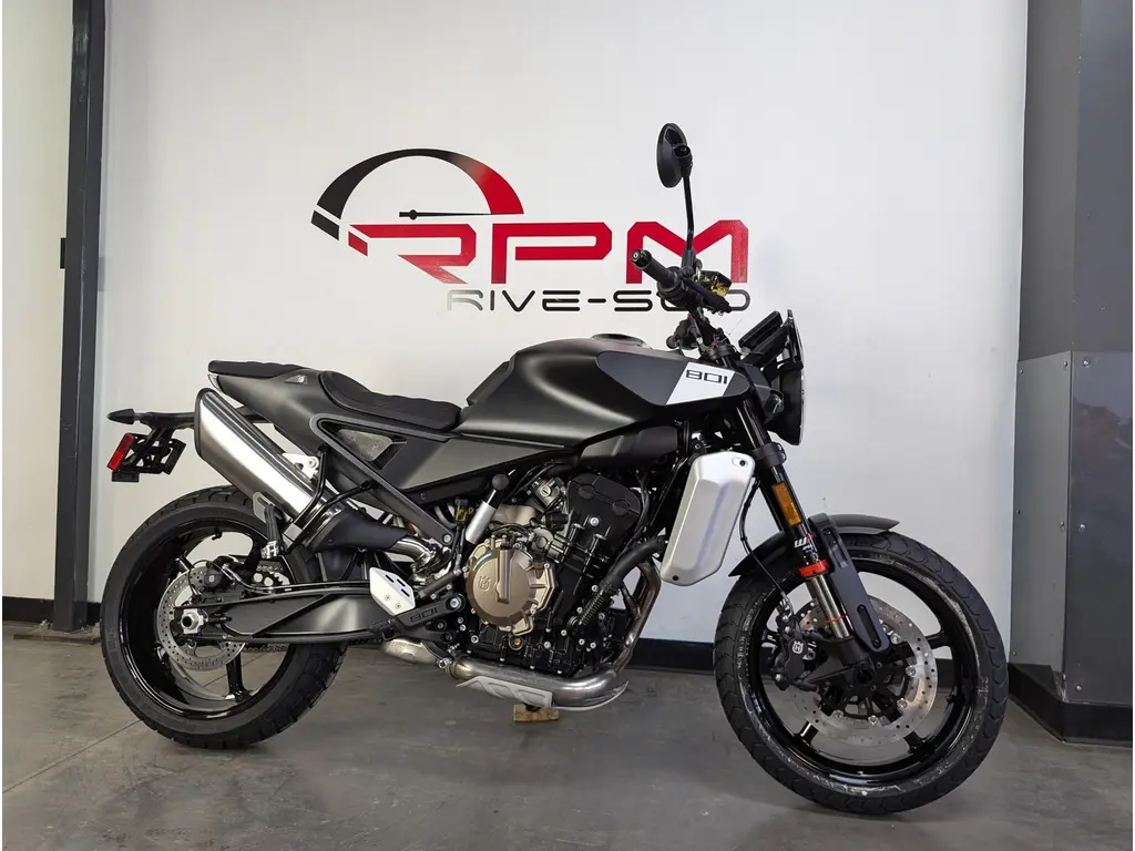 2025 HUSQVARNA SVARTPILEN 801 - *2.99% SUR 60 MOIS