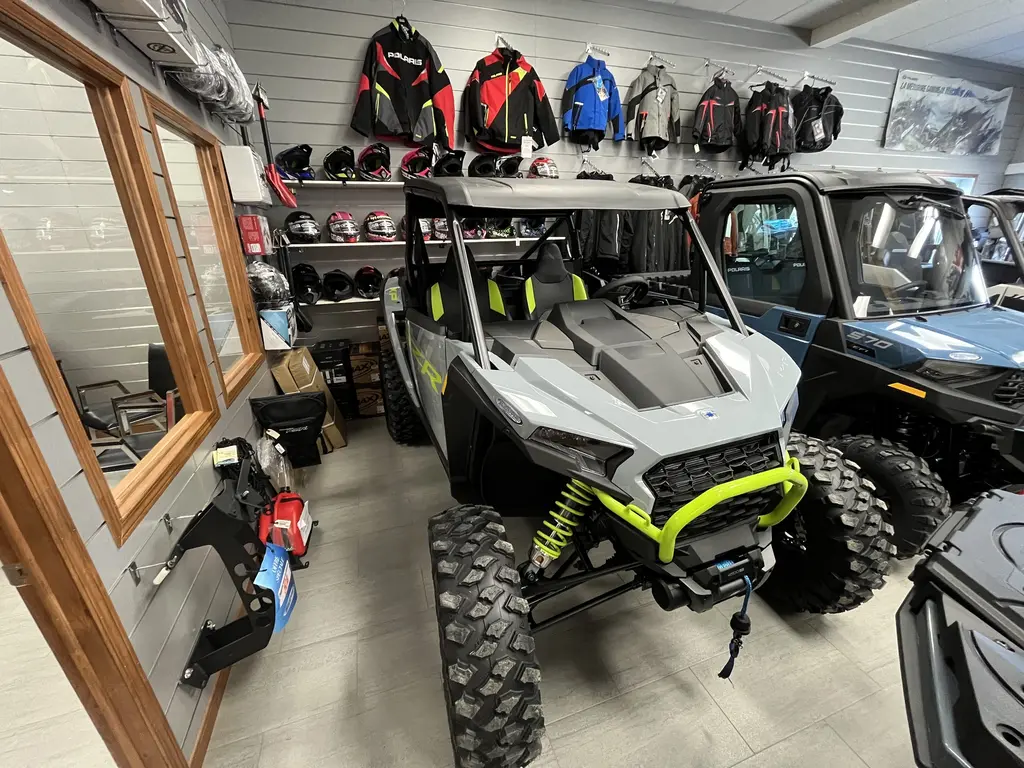 2025 Polaris RZR 1000 XP ULTIMATE Z25NEF99A4