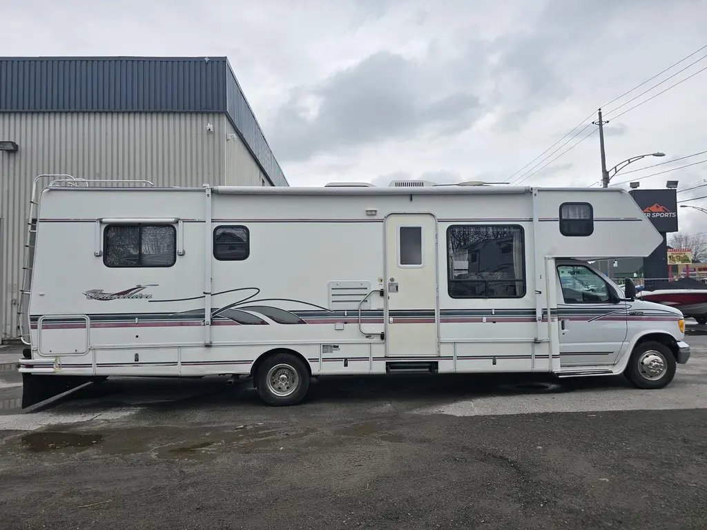 Ford TRAVELAIR 310 ! IMPECCABLE ! 1999