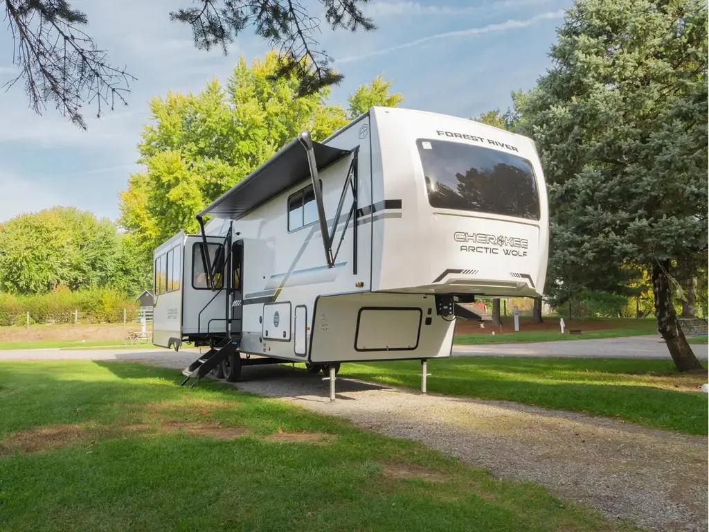 Arctic Wolf 3250 SUITE 2025