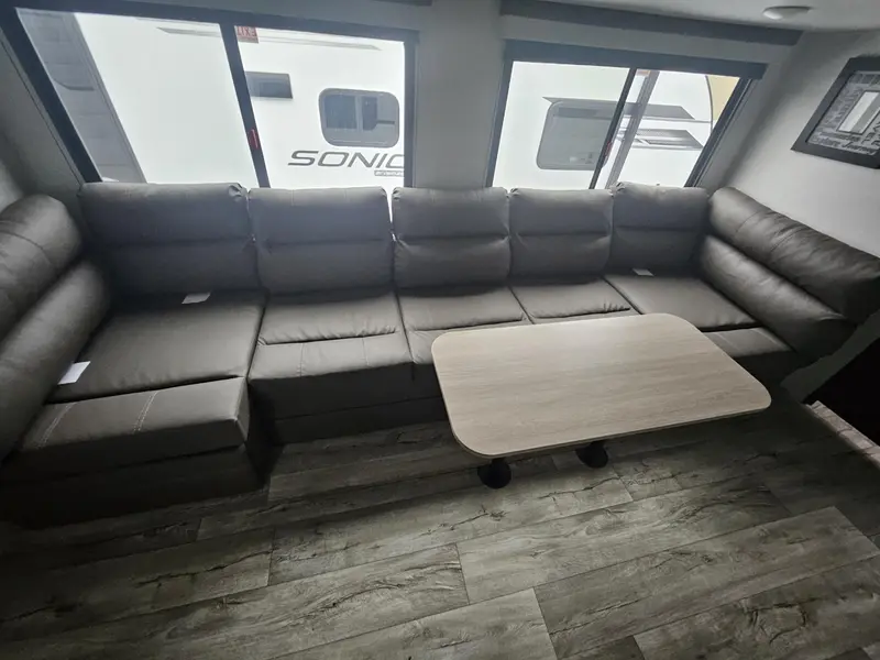 2025 Venture RV Sienna 271VBH MEILLEUR PRIX AU QUÉBEC thumbnail 7