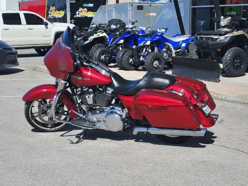 2018 Harley-Davidson FLHX STREET GLIDE