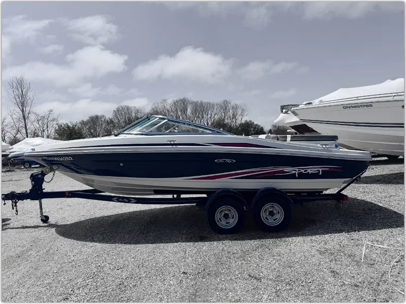 2011 Sea Ray 205 Sport