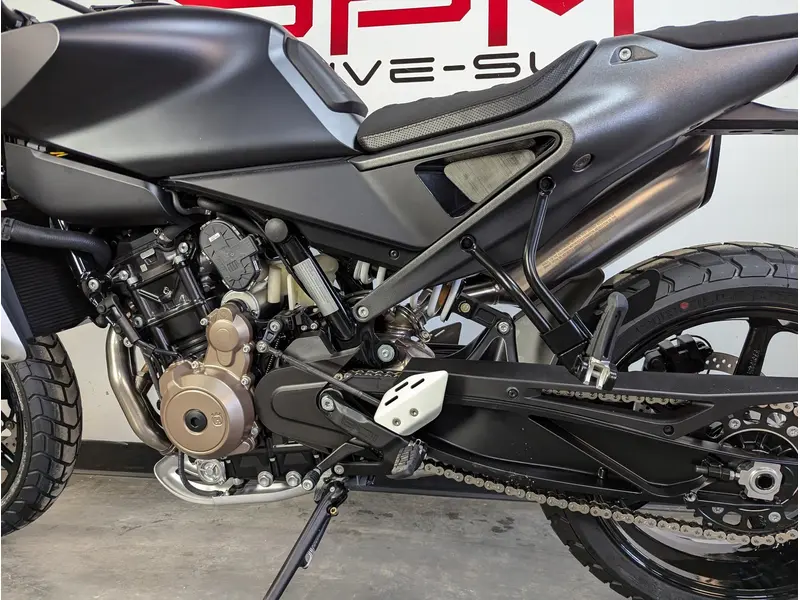 2025 HUSQVARNA SVARTPILEN 801 *2.99% SUR 60 MOIS