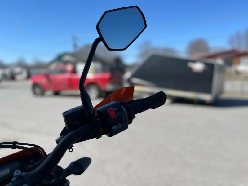 2024 KTM 690 SMC R