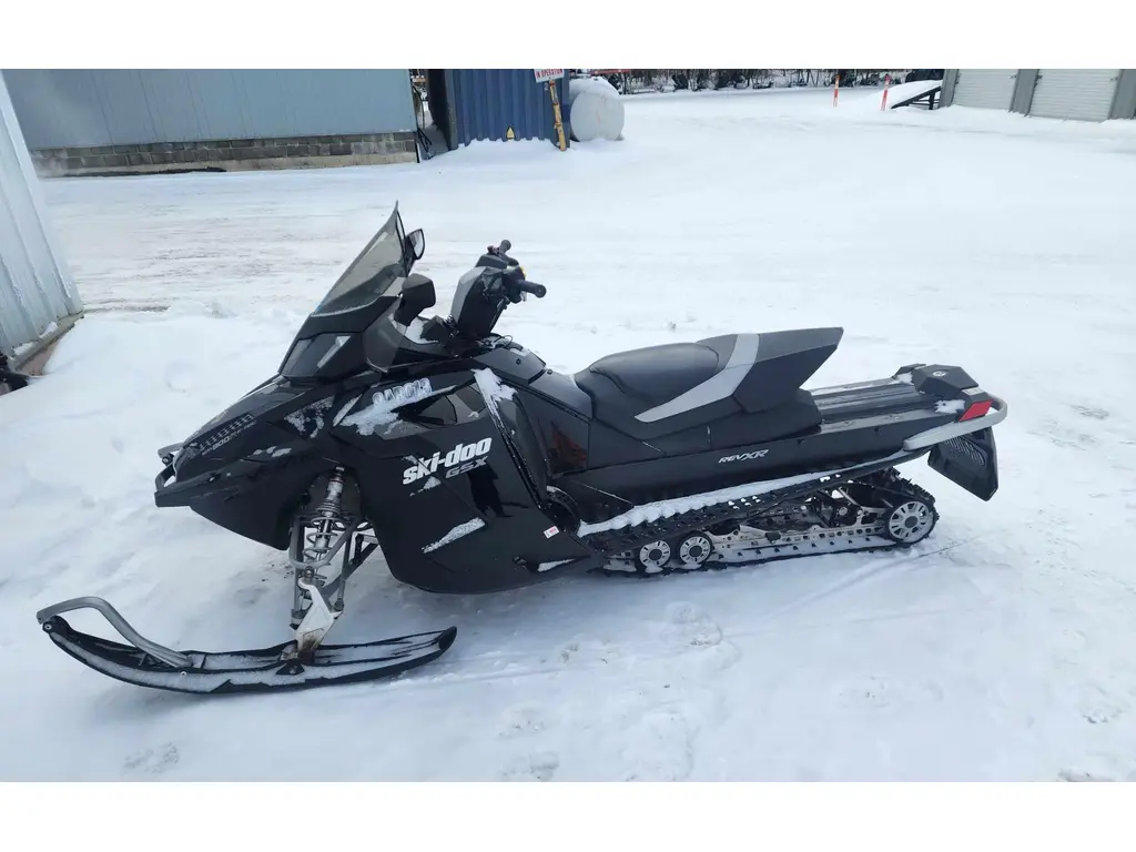 2012 Ski-Doo GSX SE 800R ETEC