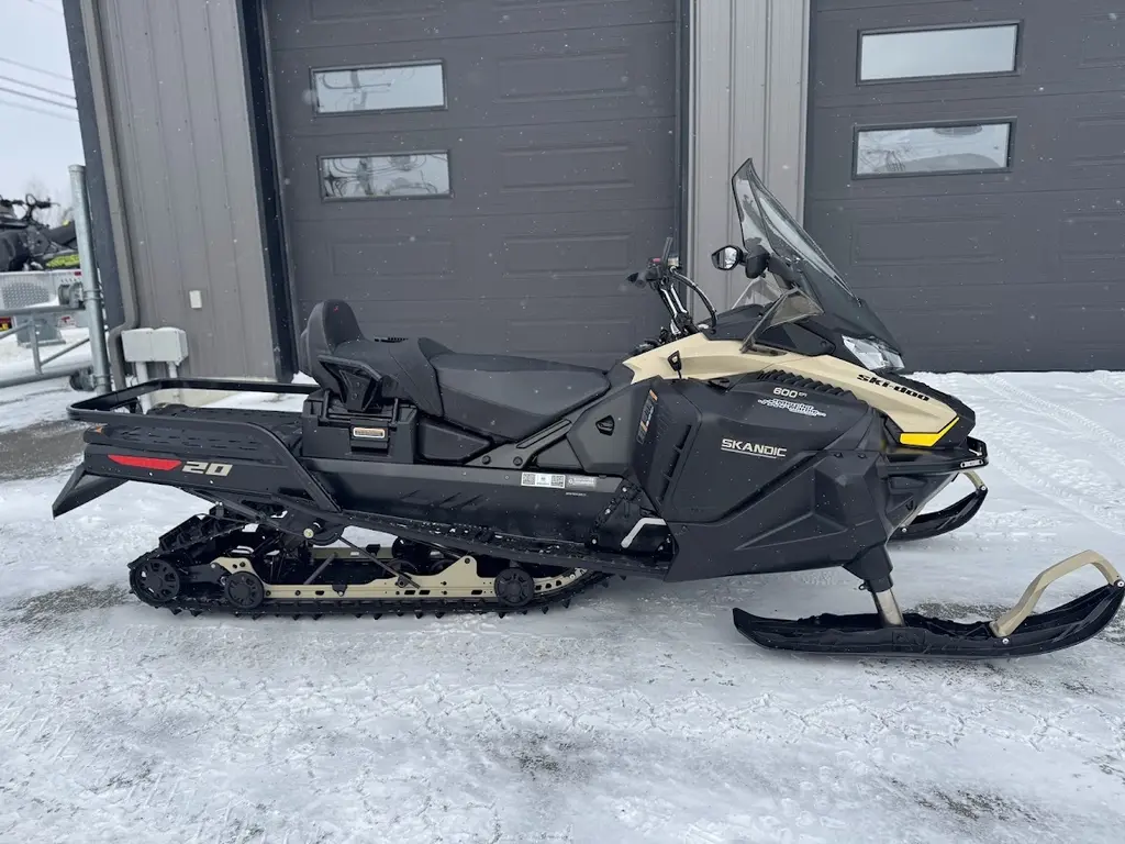 2024 Ski-Doo SKANDIC LE 20″ 600 EFI