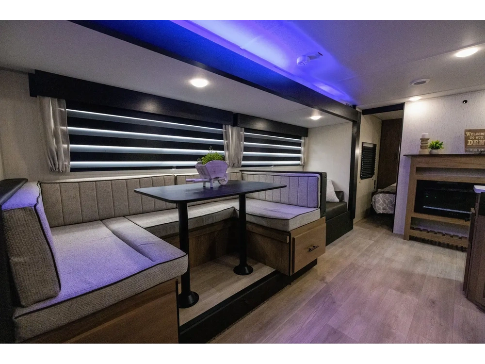 Cherokee 26dbh Grey Wolf 2025 alt