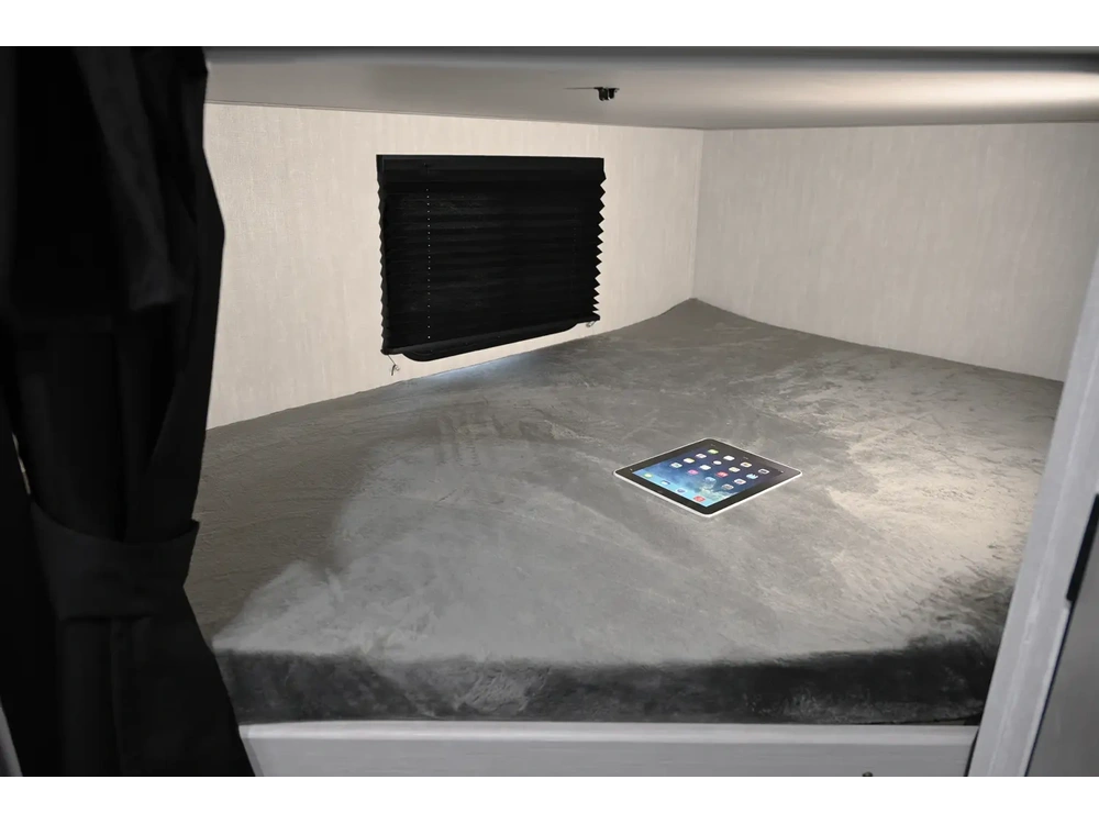 Apex 208bhs Nano 2025 alt