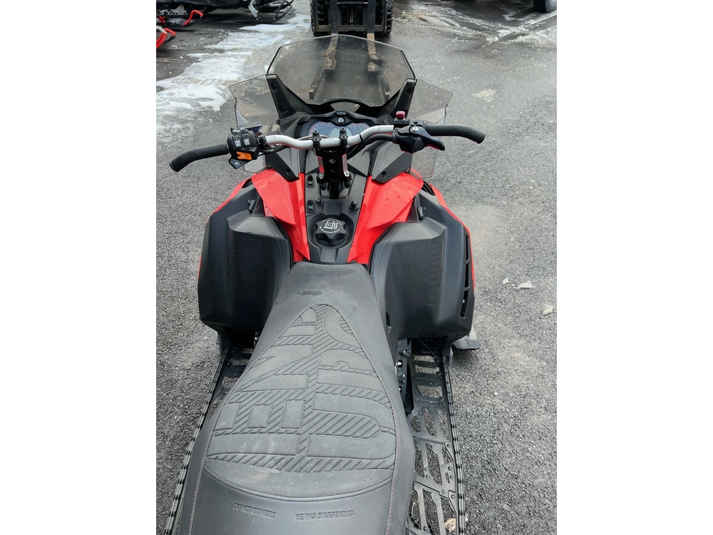 Ski-doo Renegade Enduro 900 Ace Turbo 2019 alt