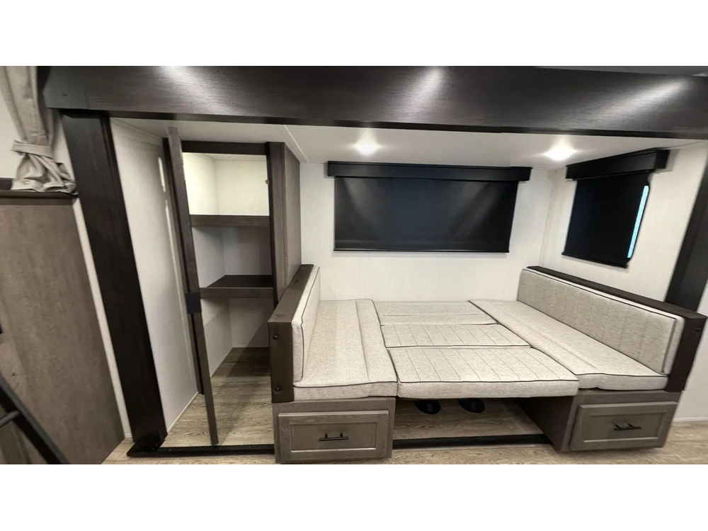 Alpha Wolf 23dbh 2025 alt