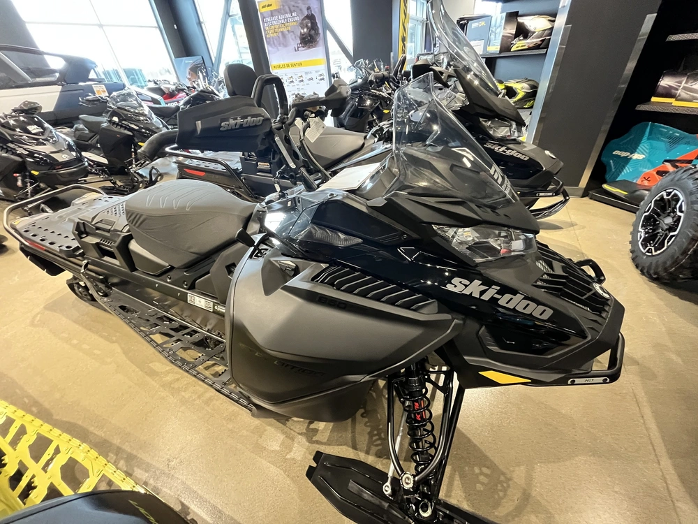 2024 Ski-doo Expedition Xtreme 850 E-tec Cobra 1.8'' E.s. alt