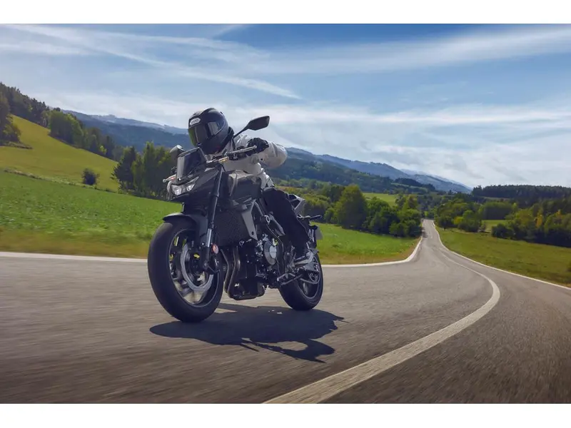 2025 Honda CB 750 HORNET thumbnail 4