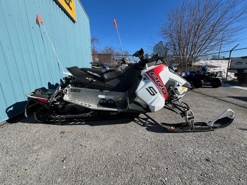 2017 Polaris 800 Switchback Pro-S 137 ES