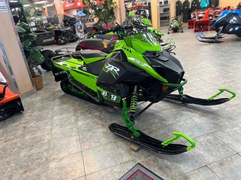 2025 Arctic Cat ZR 858 ATAC ES 137