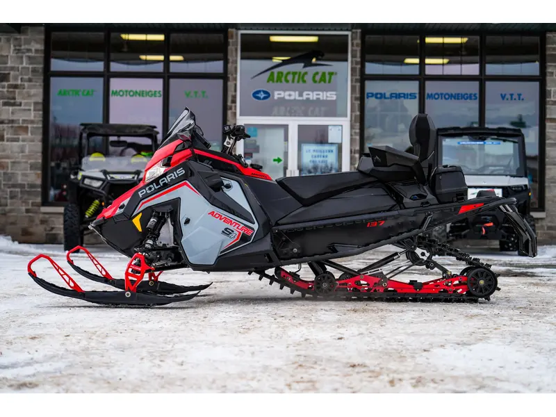 2025 Polaris PROSTAR S4 INDY ADVENTURE 137