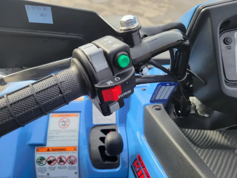 2025 Suzuki KingQuad 750 XPZS - En inventaire