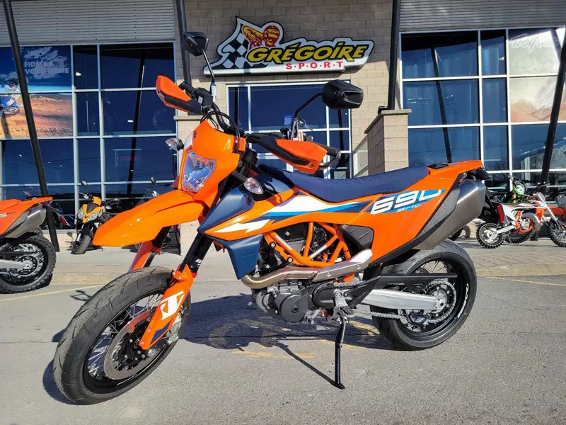 2024 KTM 690 SMC R En inventaire