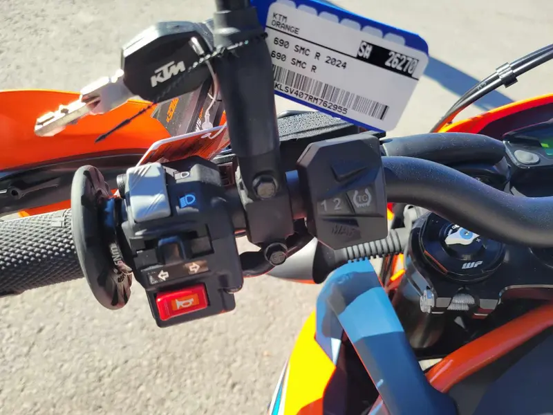 2024 KTM 690 SMC R En inventaire