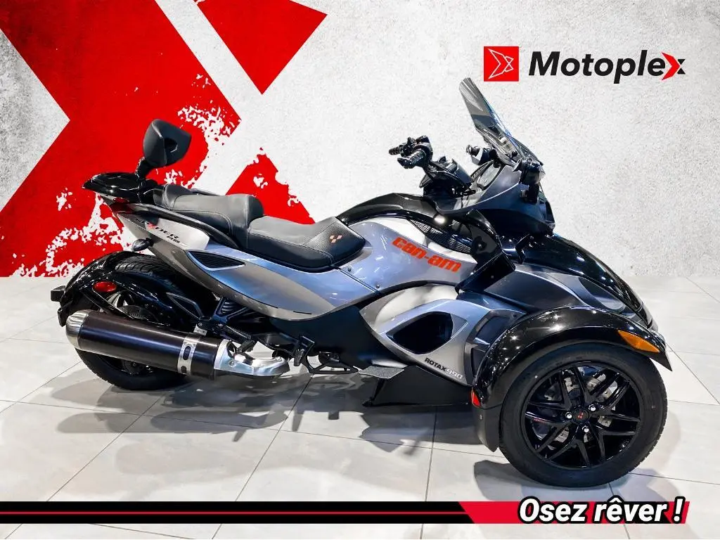 2011 Can-Am Spyder RSS SM5