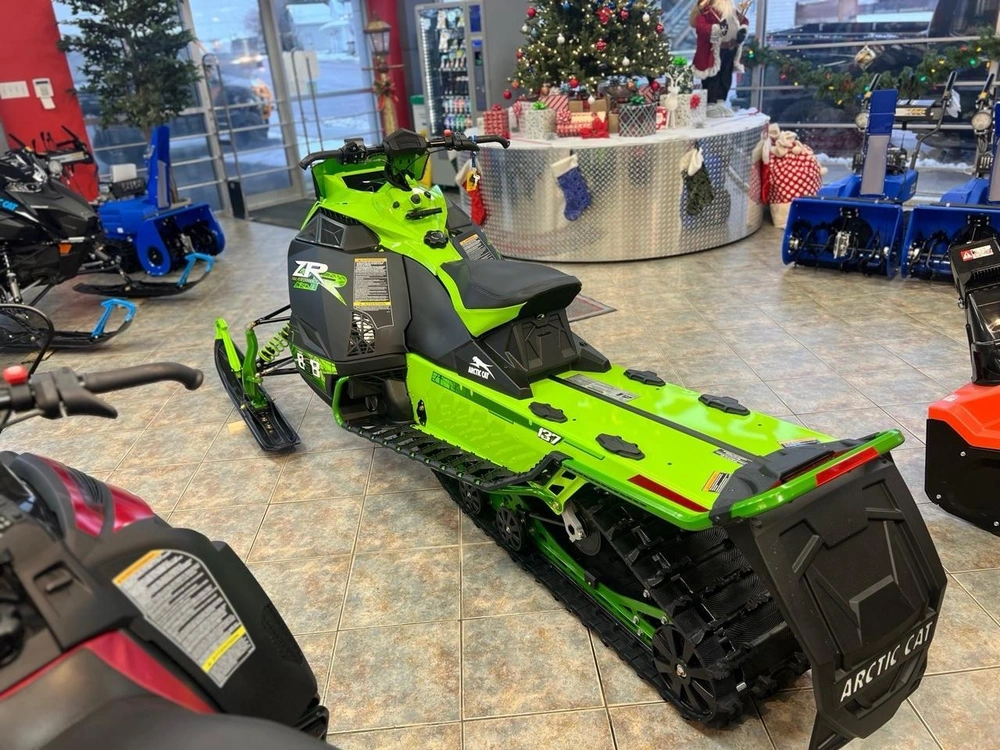 Arctic Cat Zr 858 Atac Es 137 2025 alt