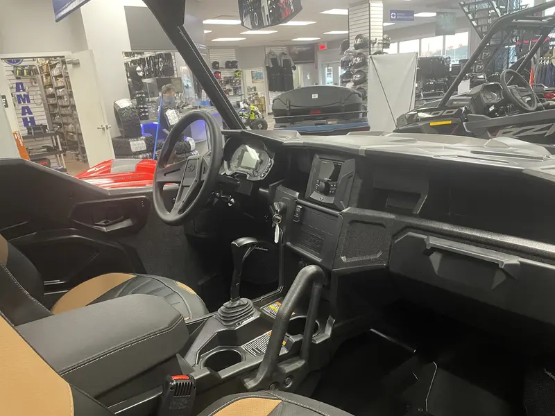2023 Polaris GENERAL XP 1000 PREMIUM - BLACK CRYSTAL