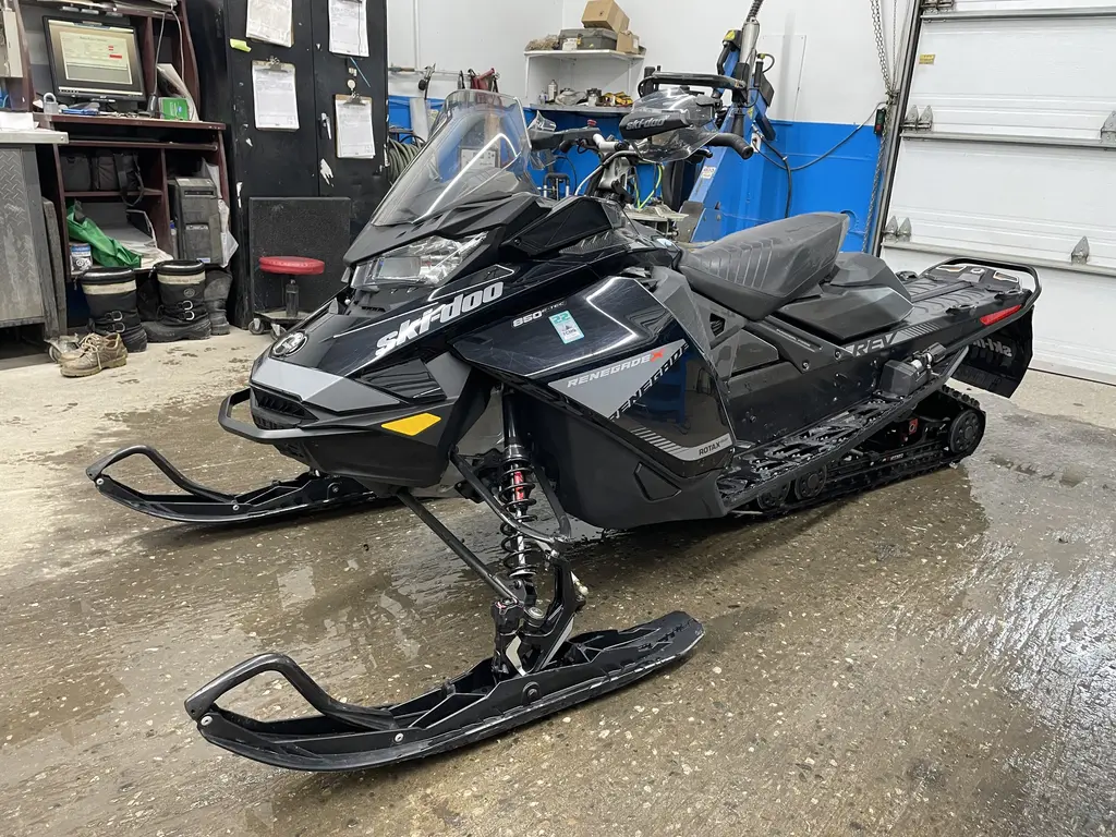 2019 Ski-Doo RENEGADE 850 X E-TEC