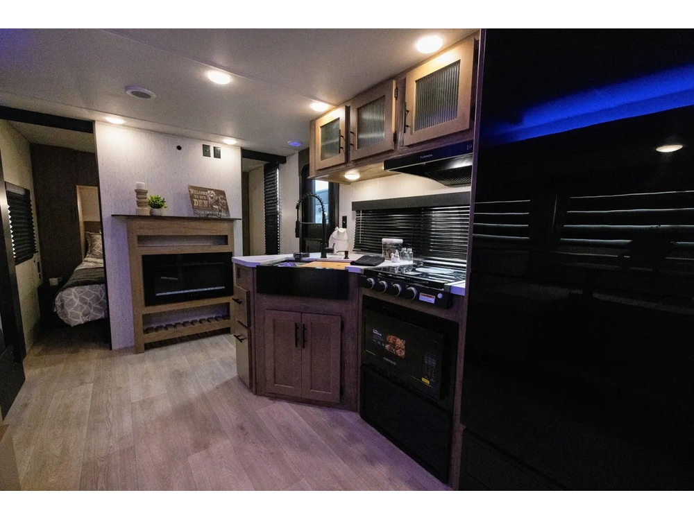 Cherokee 26dbh Grey Wolf 2025 alt