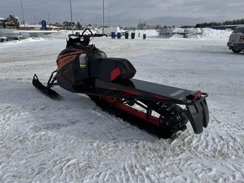 2025 Yamaha SX VENOM MOUNTAIN,146X2",BLK&RED