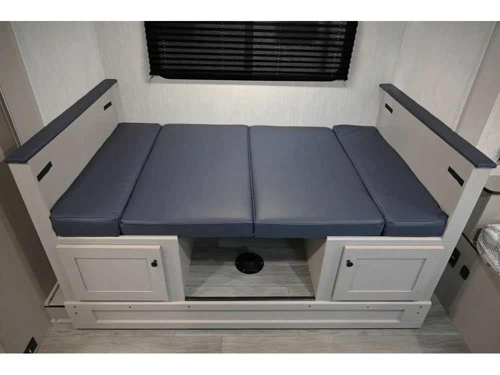 Apex 194bhs Nano 2025 alt