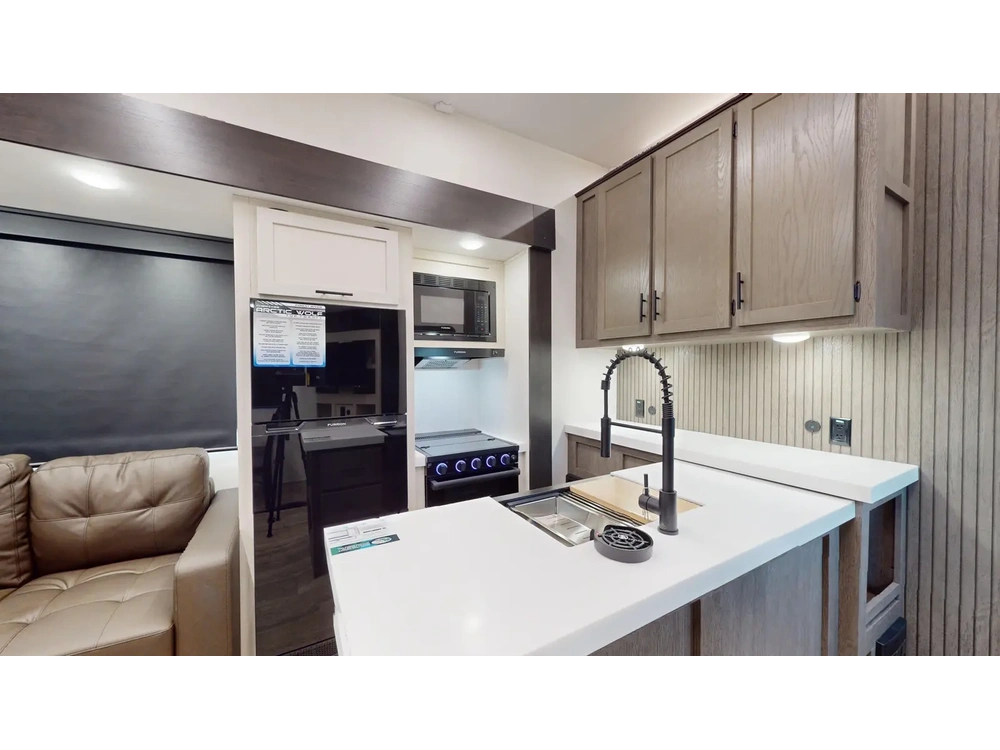 Arctic Wolf 27sgs 2025 alt