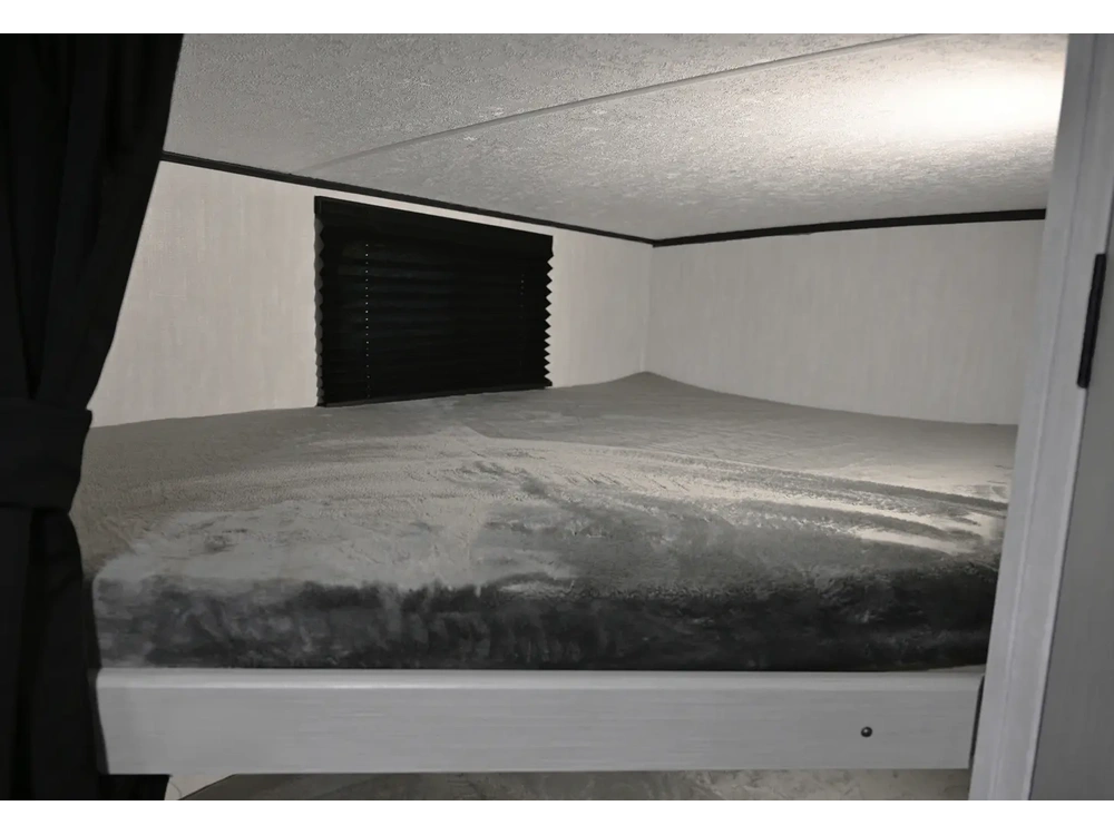 Apex 208bhs Nano 2025 alt