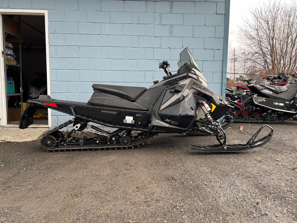 2022 Polaris 850 Indy Xc 137 alt