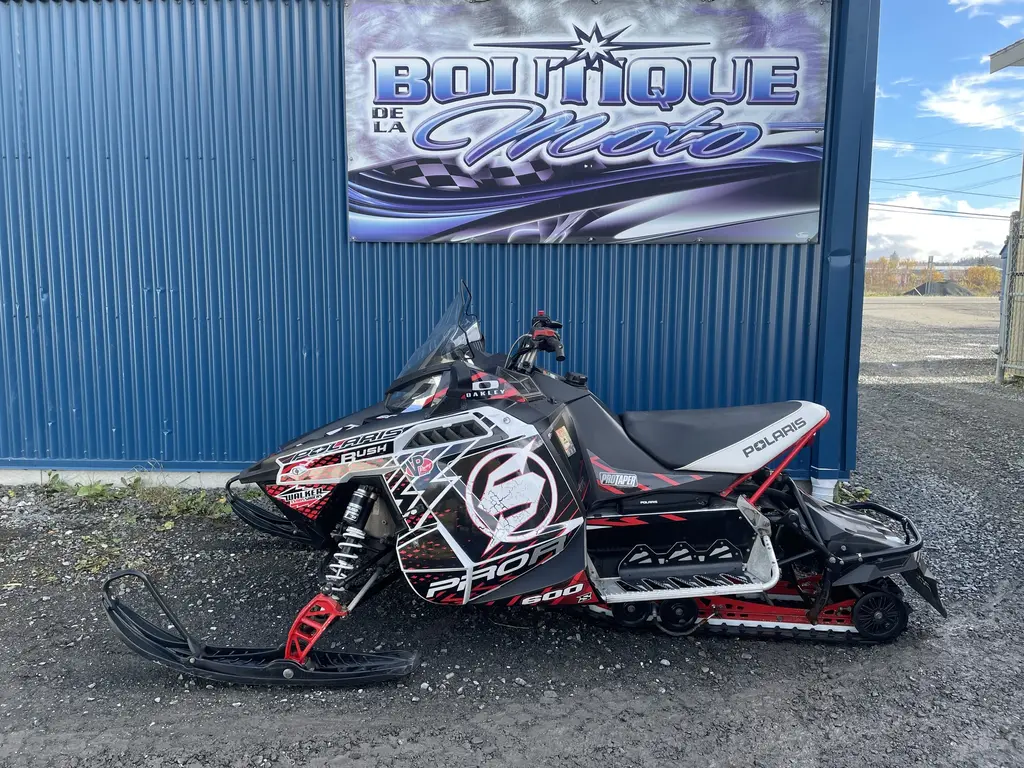 2011 Polaris 600 RUSH PRO-R ES  WHITE