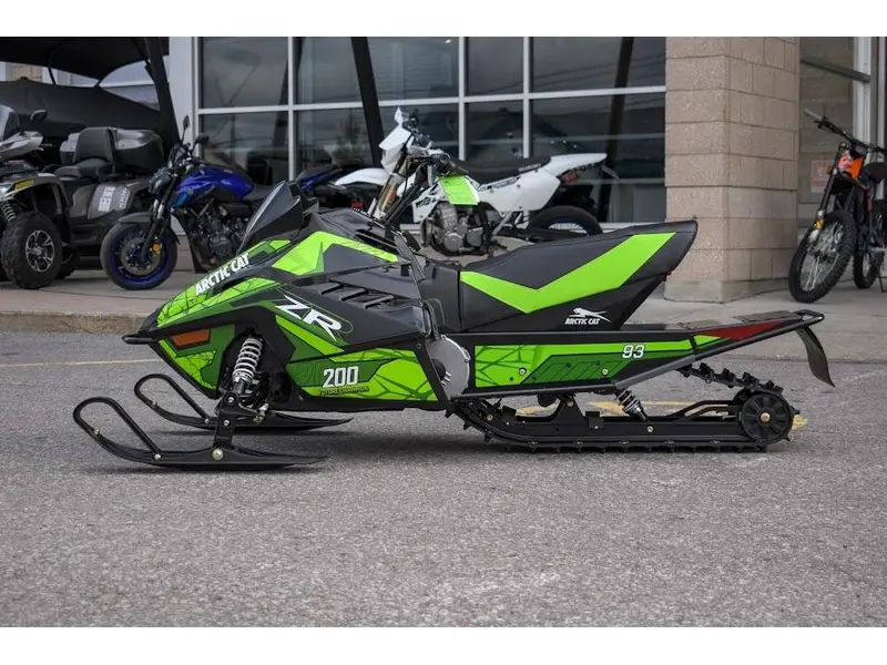 2025 Arctic Cat ZR 200 En inventaire